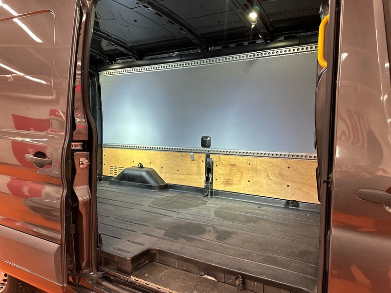 Ford Transit vaihtoauto