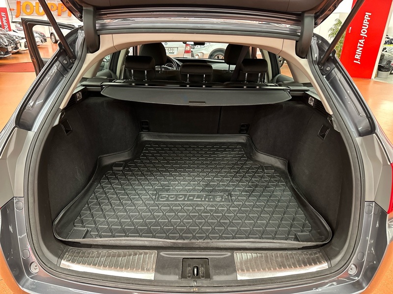 Honda Accord vaihtoauto