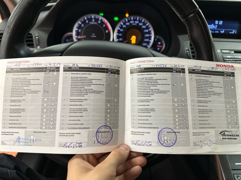 Honda Accord vaihtoauto