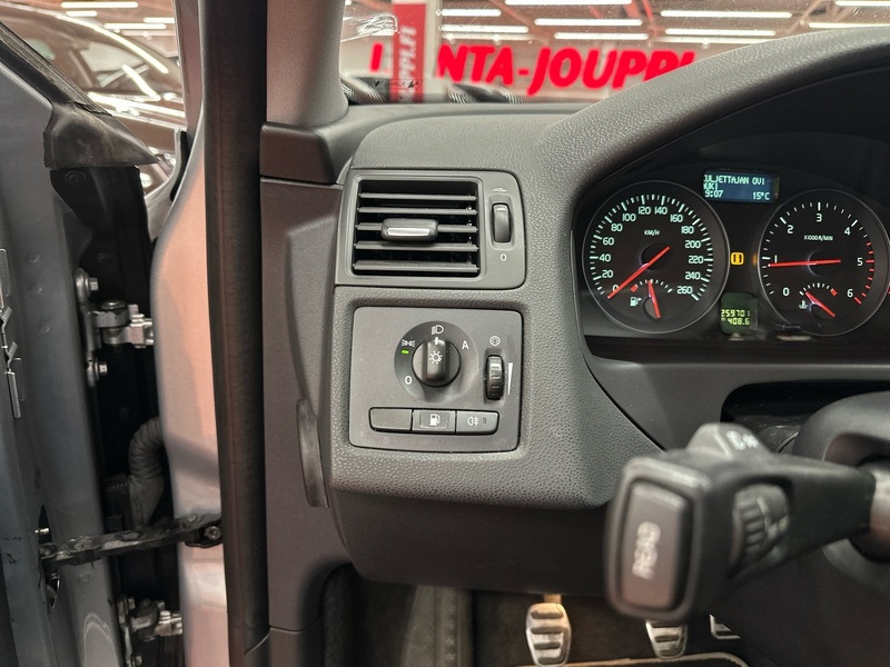 Volvo V50 vaihtoauto