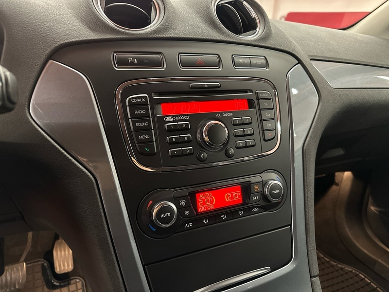 Ford Mondeo vaihtoauto