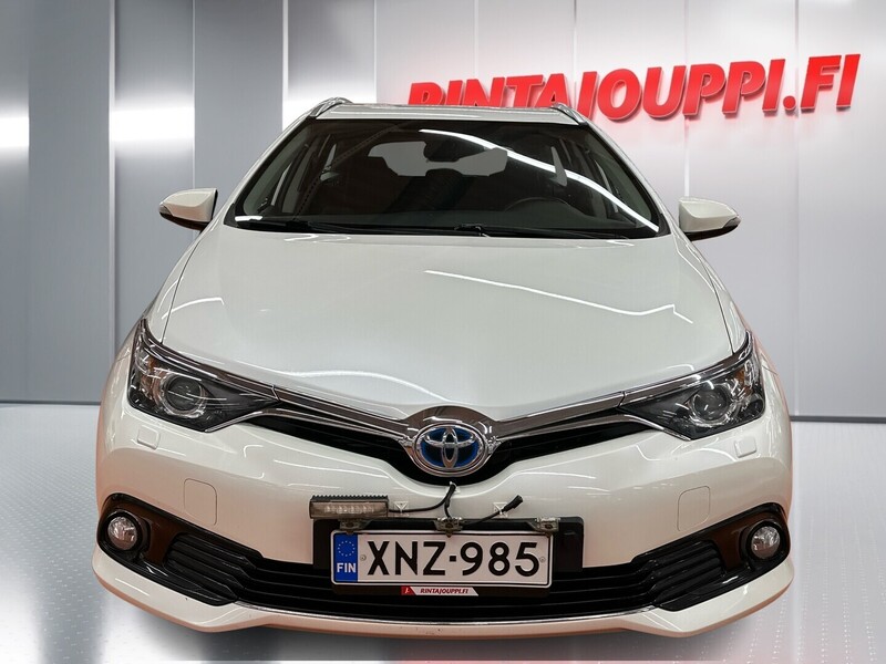 Toyota Auris vaihtoauto