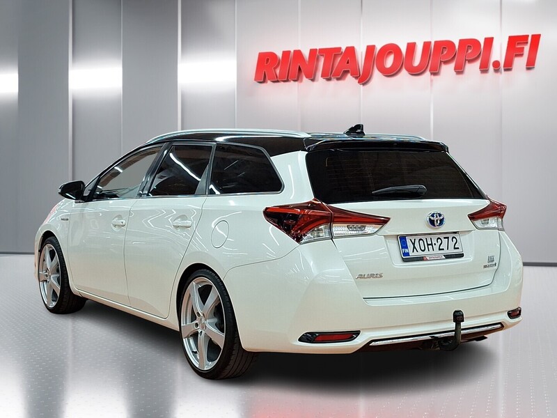 Toyota Auris vaihtoauto