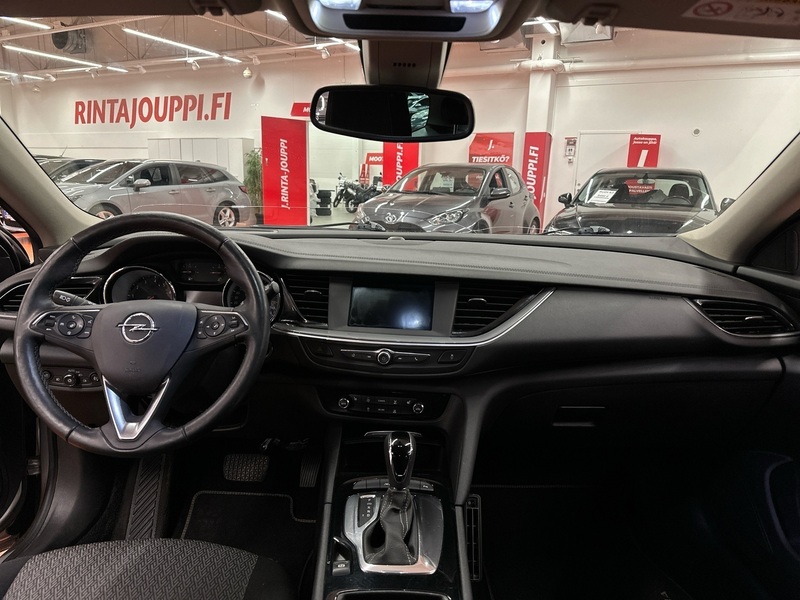 Opel Insignia vaihtoauto