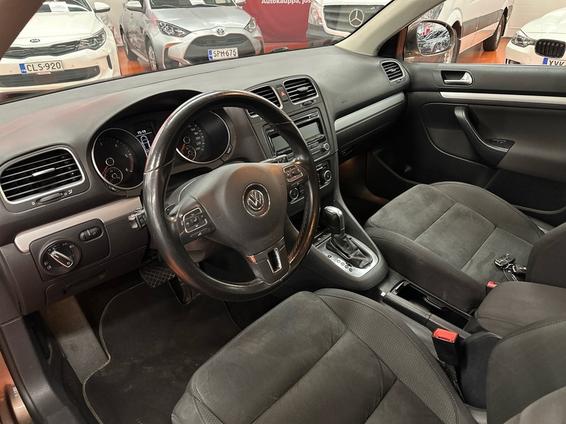 Volkswagen Golf vaihtoauto