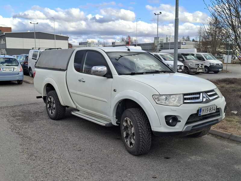 Mitsubishi L200 vaihtoauto