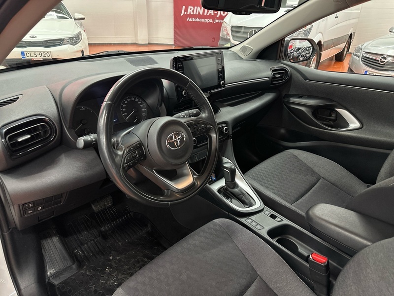 Toyota Yaris vaihtoauto