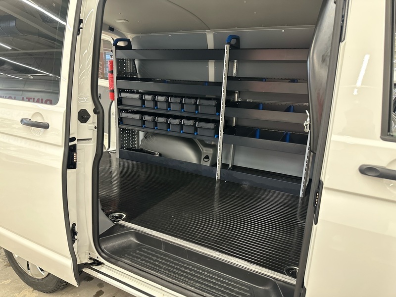 Volkswagen Transporter vaihtoauto