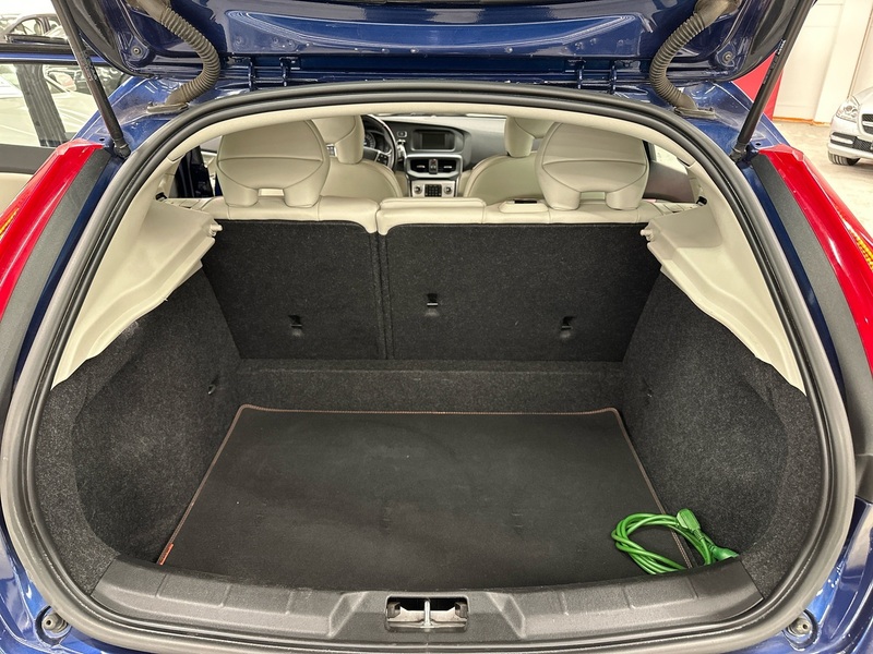 Volvo V40 vaihtoauto