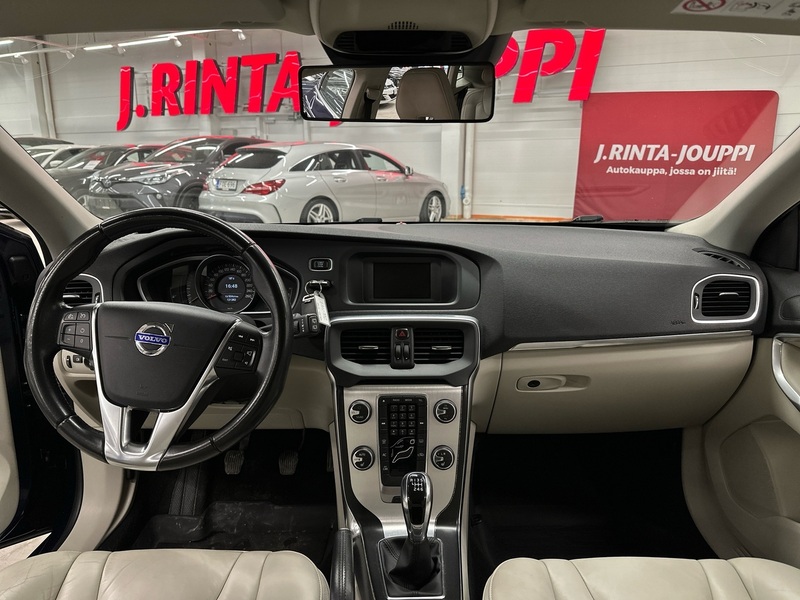 Volvo V40 vaihtoauto