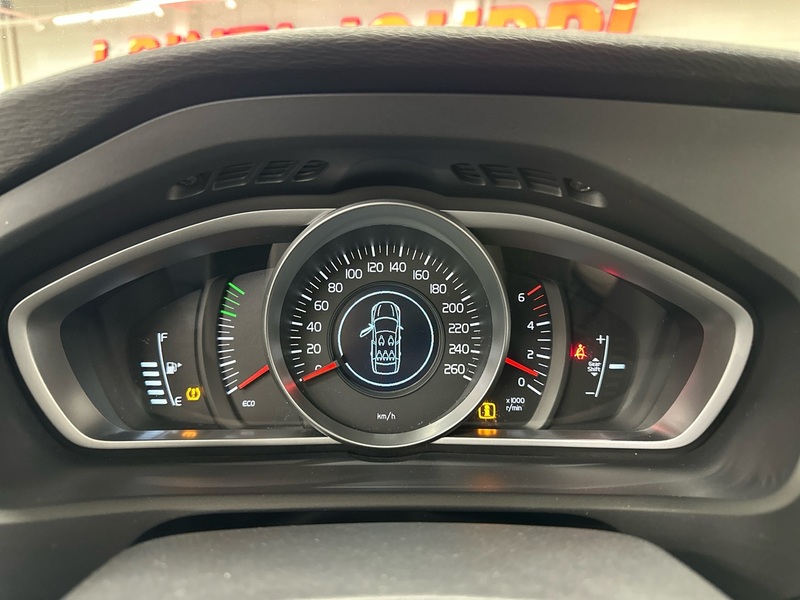 Volvo V40 vaihtoauto