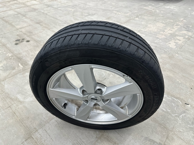 Volvo V40 vaihtoauto