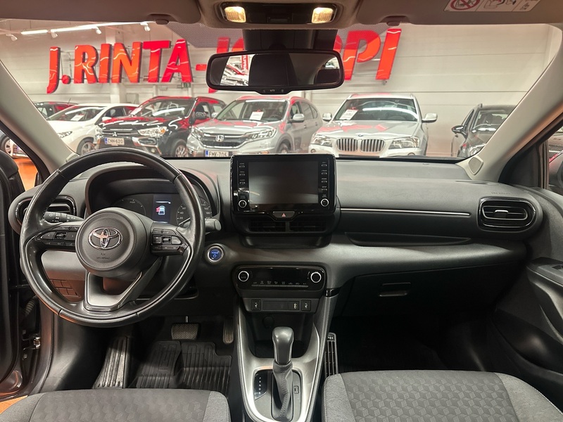 Toyota Yaris vaihtoauto