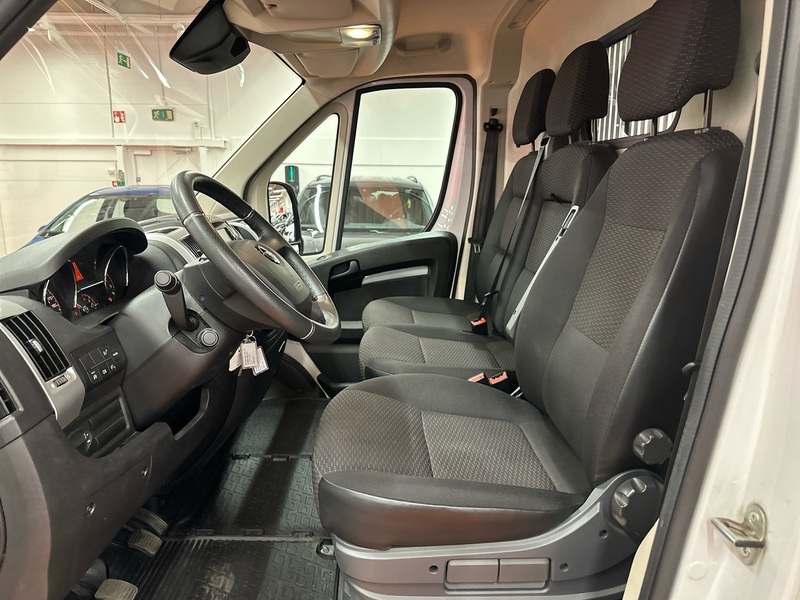 Opel Movano vaihtoauto