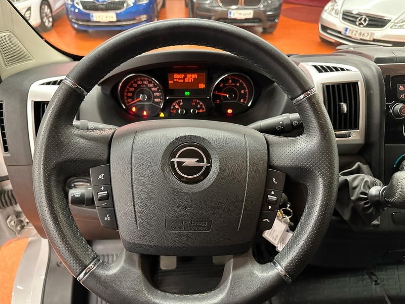 Opel Movano vaihtoauto