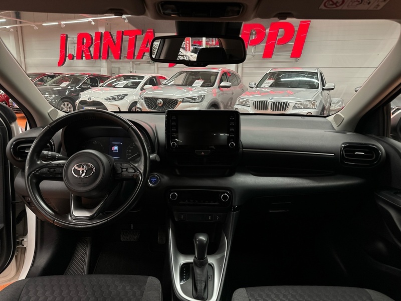 Toyota Yaris vaihtoauto