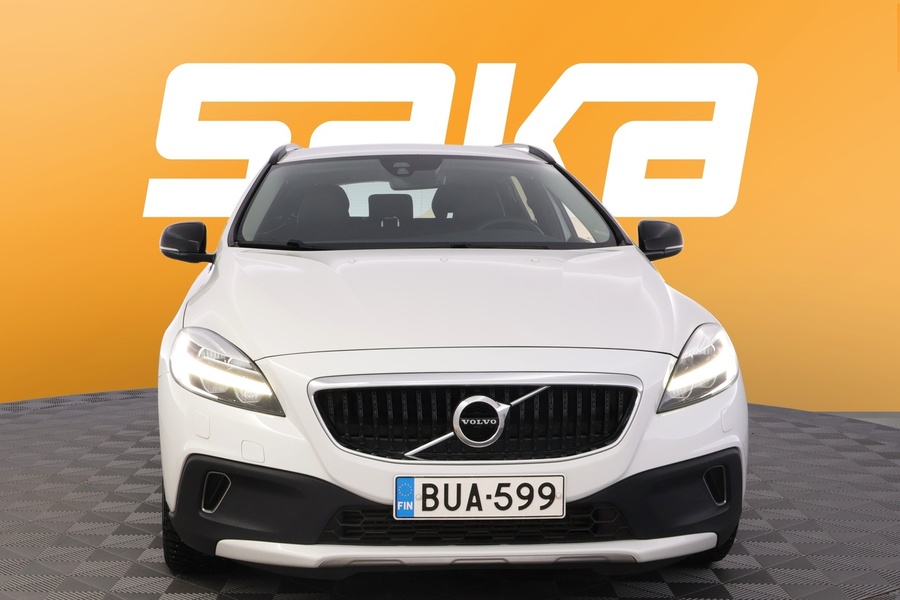 Volvo V40 Cross Country vaihtoauto