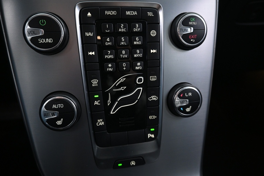 Volvo V40 Cross Country vaihtoauto