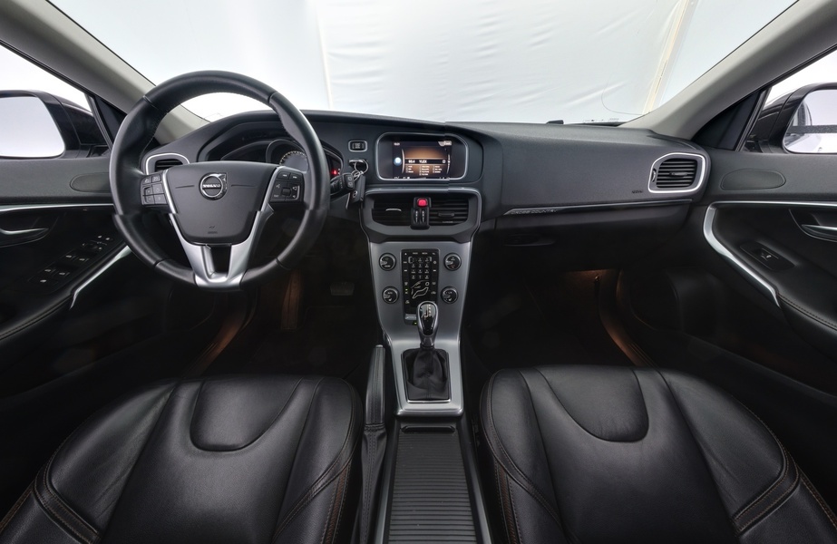 Volvo V40 Cross Country vaihtoauto