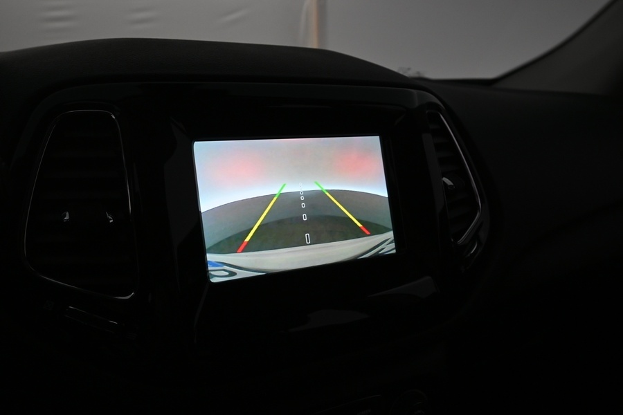 Jeep Compass vaihtoauto