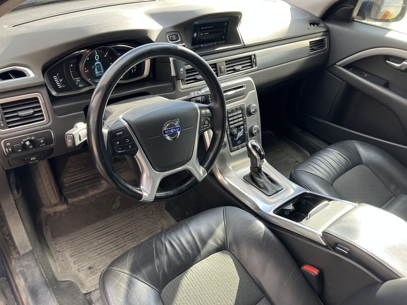 Volvo V70 vaihtoauto