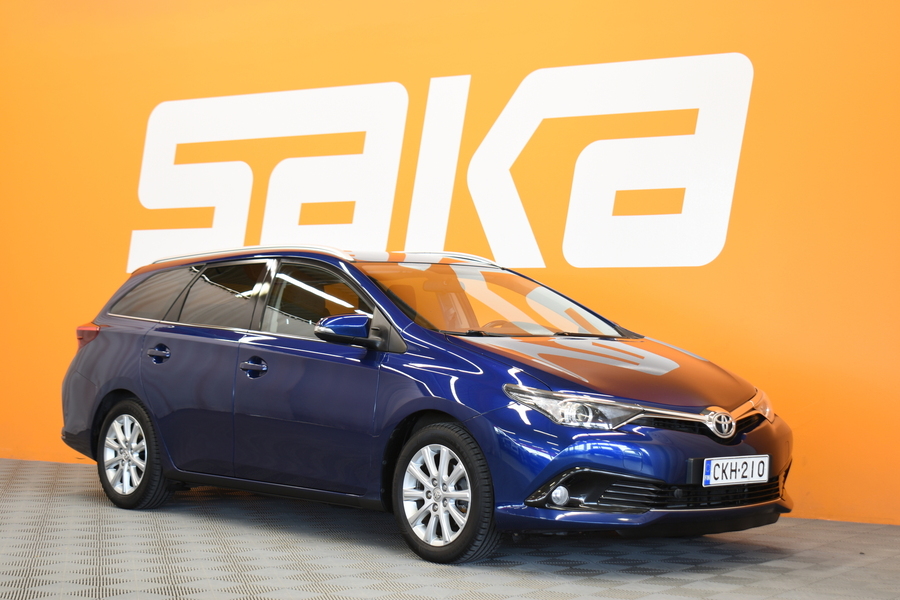 Toyota Auris vaihtoauto