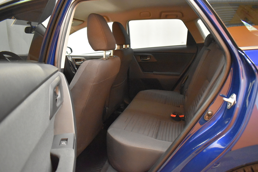 Toyota Auris vaihtoauto