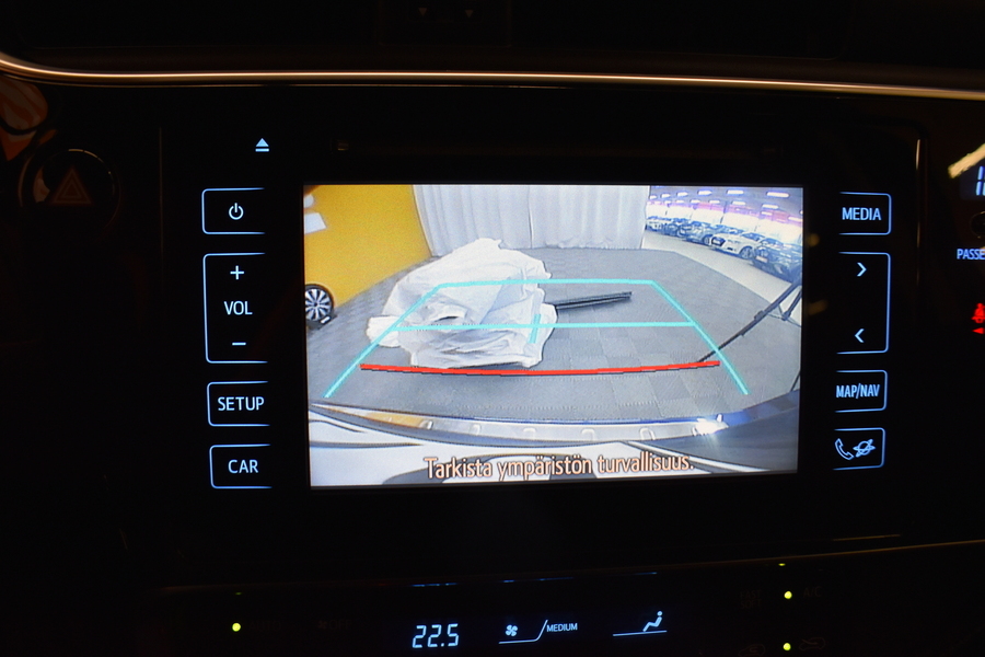 Toyota Auris vaihtoauto