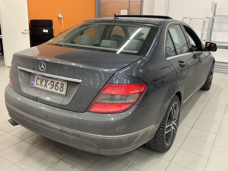 Mercedes-Benz C vaihtoauto