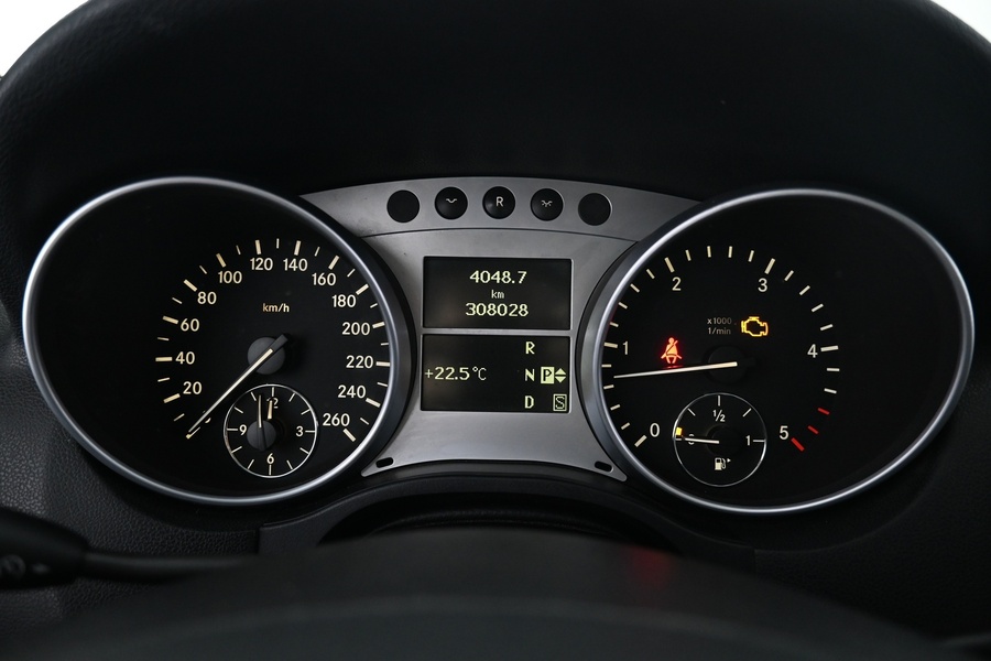 Mercedes-Benz ML vaihtoauto