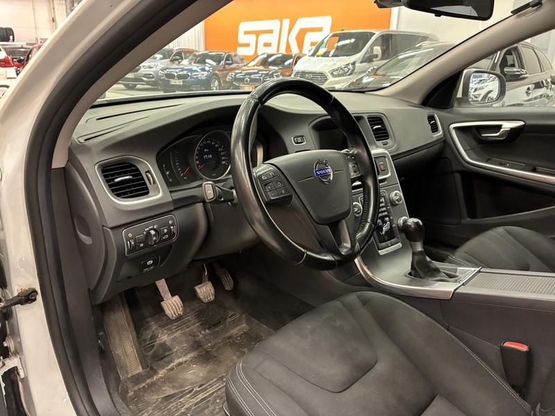 Volvo V60 vaihtoauto