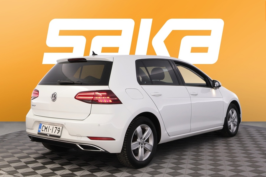 Volkswagen Golf vaihtoauto