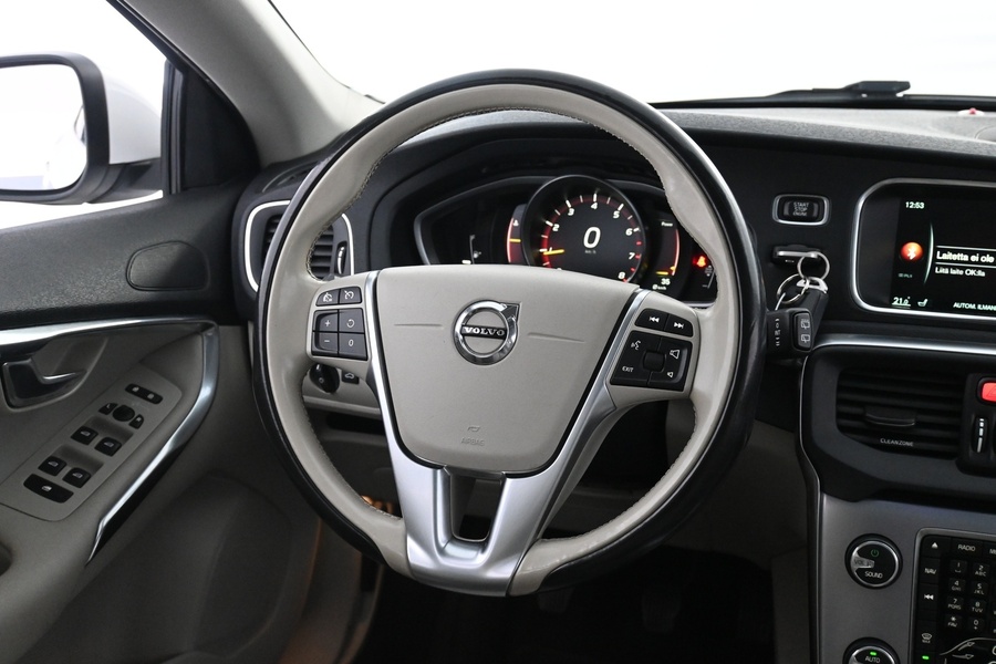 Volvo V40 vaihtoauto