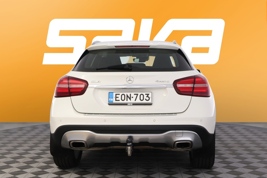 Mercedes-Benz GLA vaihtoauto