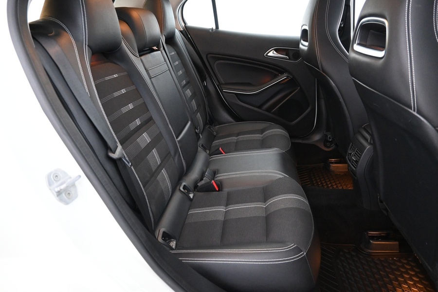 Mercedes-Benz GLA vaihtoauto