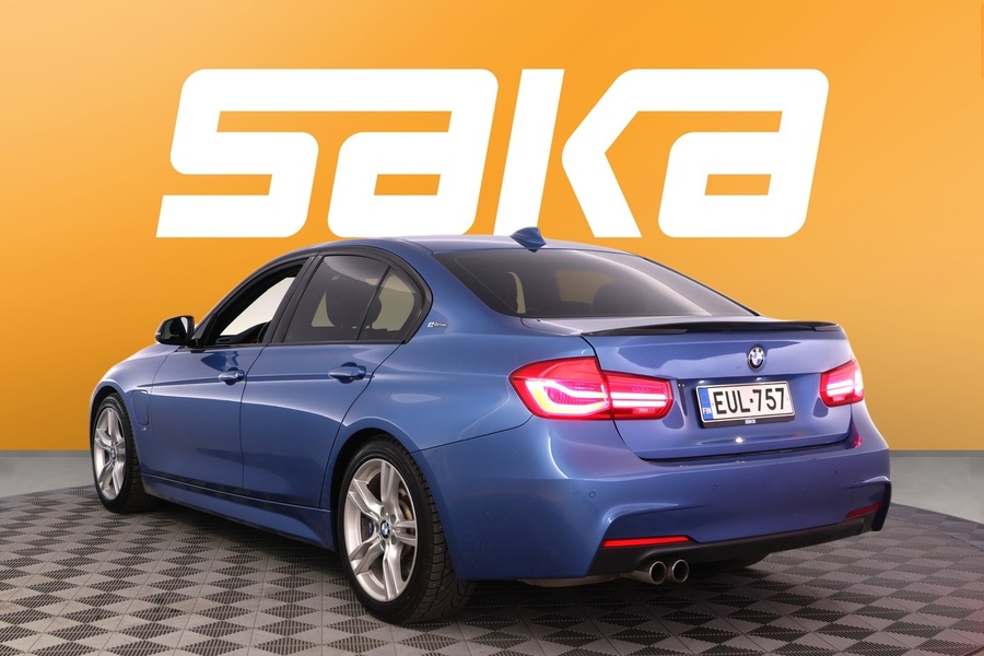 BMW 330 vaihtoauto