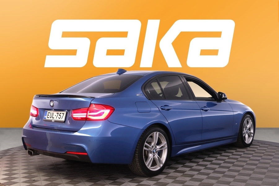 BMW 330 vaihtoauto