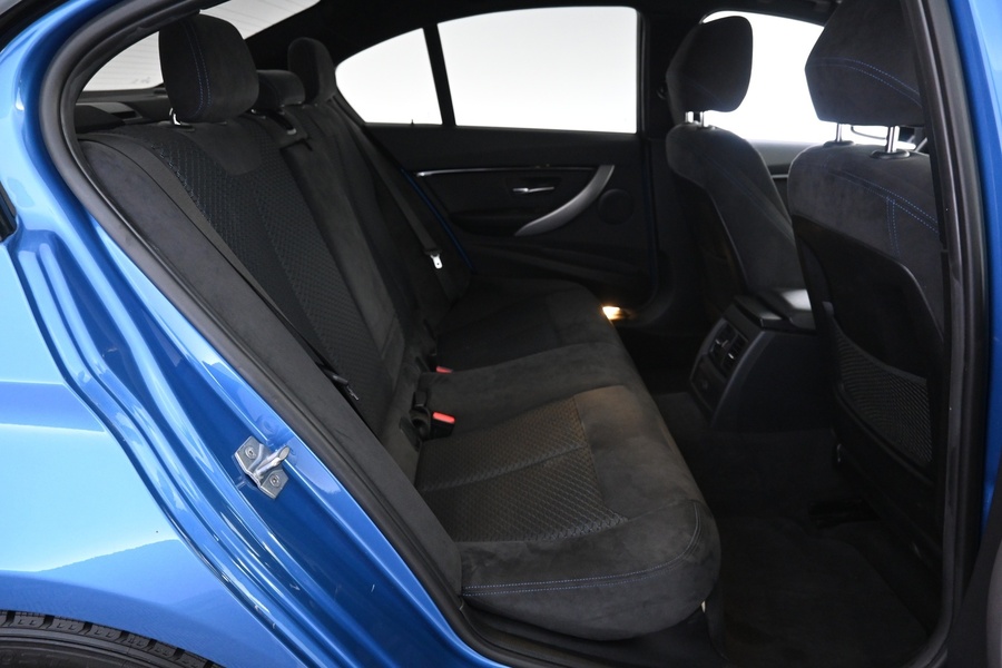 BMW 330 vaihtoauto