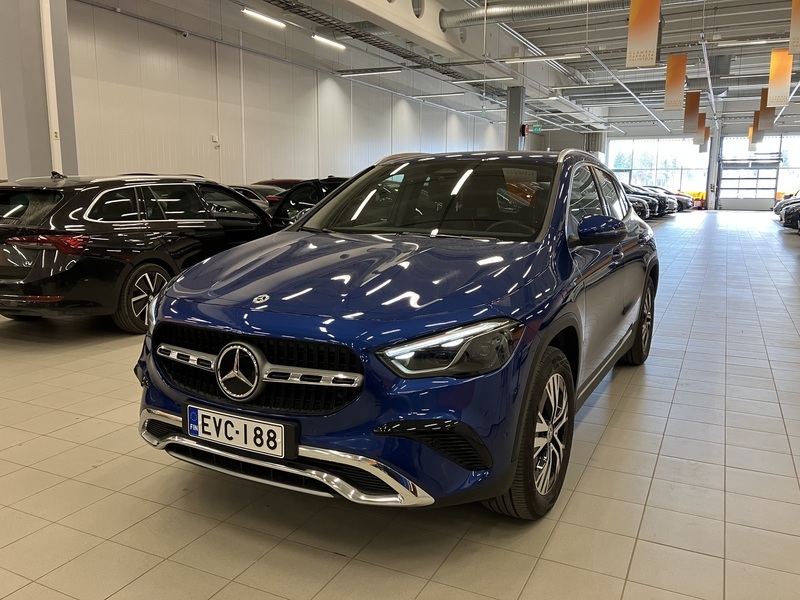 Mercedes-Benz GLA vaihtoauto
