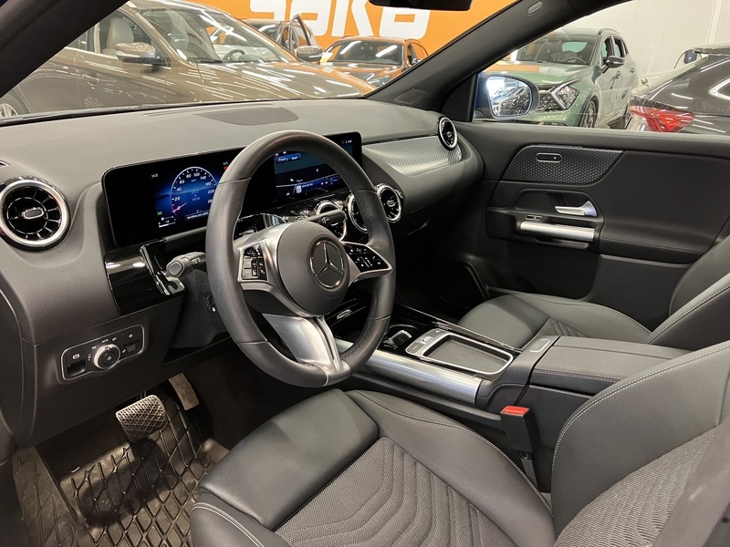 Mercedes-Benz GLA vaihtoauto