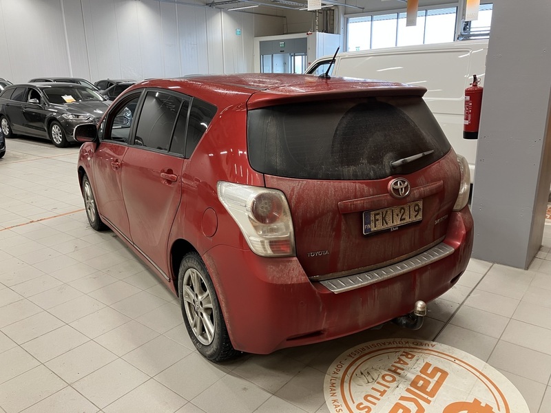 Toyota Verso vaihtoauto
