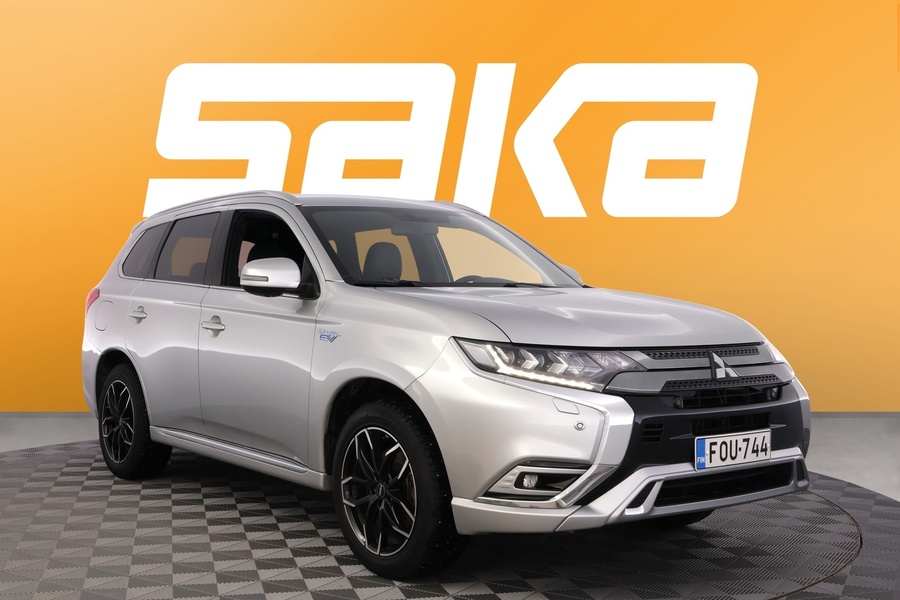 Mitsubishi Outlander PHEV vaihtoauto