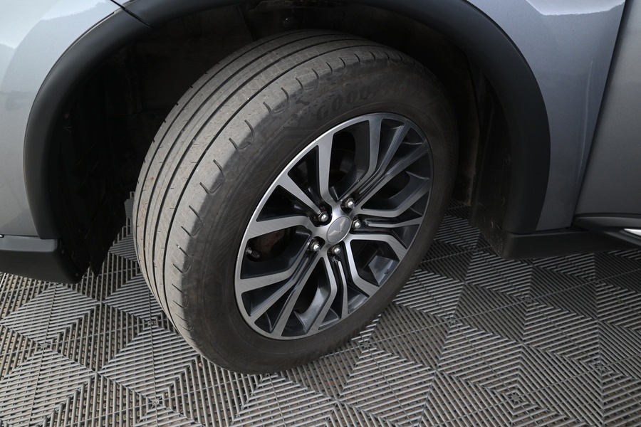 Mitsubishi Outlander vaihtoauto