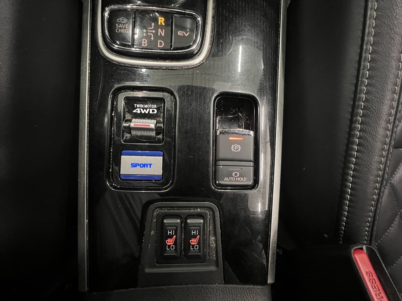 Mitsubishi Outlander PHEV vaihtoauto