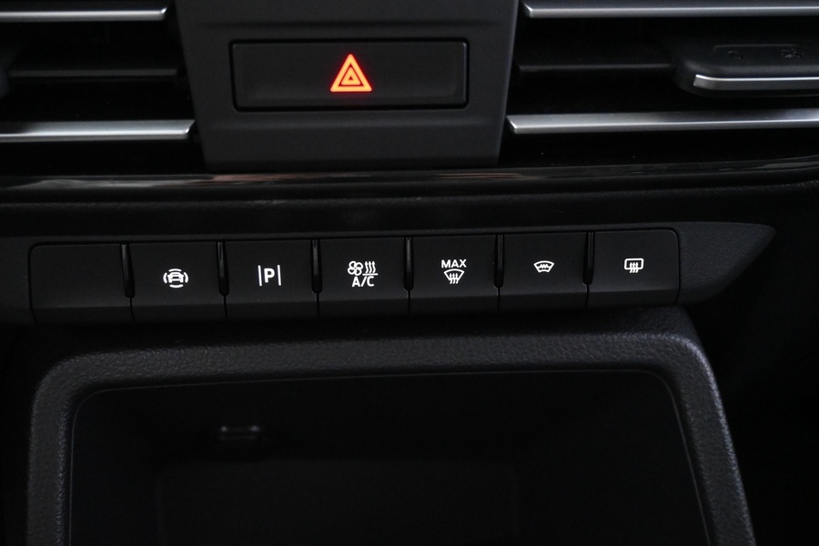 Ford Grand Tourneo Connect vaihtoauto