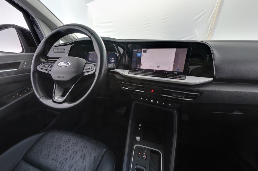 Ford Grand Tourneo Connect vaihtoauto