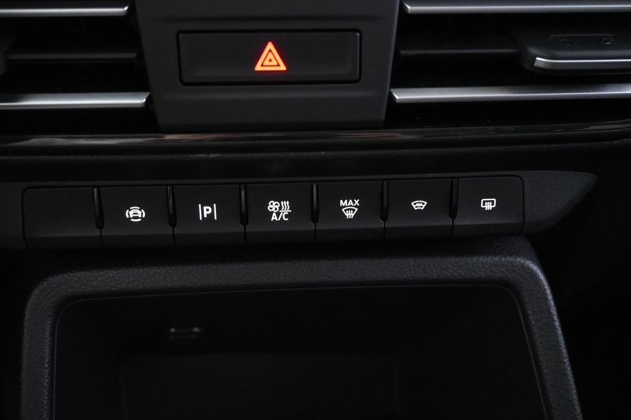 Ford Grand Tourneo Connect vaihtoauto