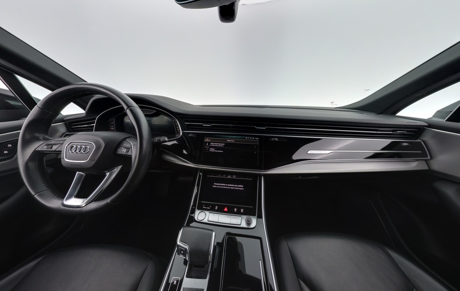 Audi Q7 vaihtoauto