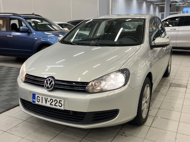 Volkswagen Golf vaihtoauto