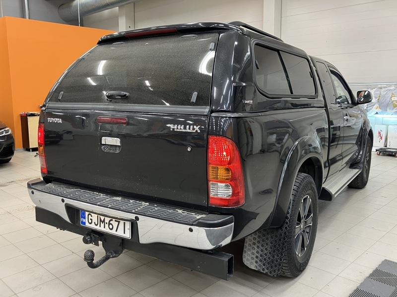 Toyota Hilux vaihtoauto